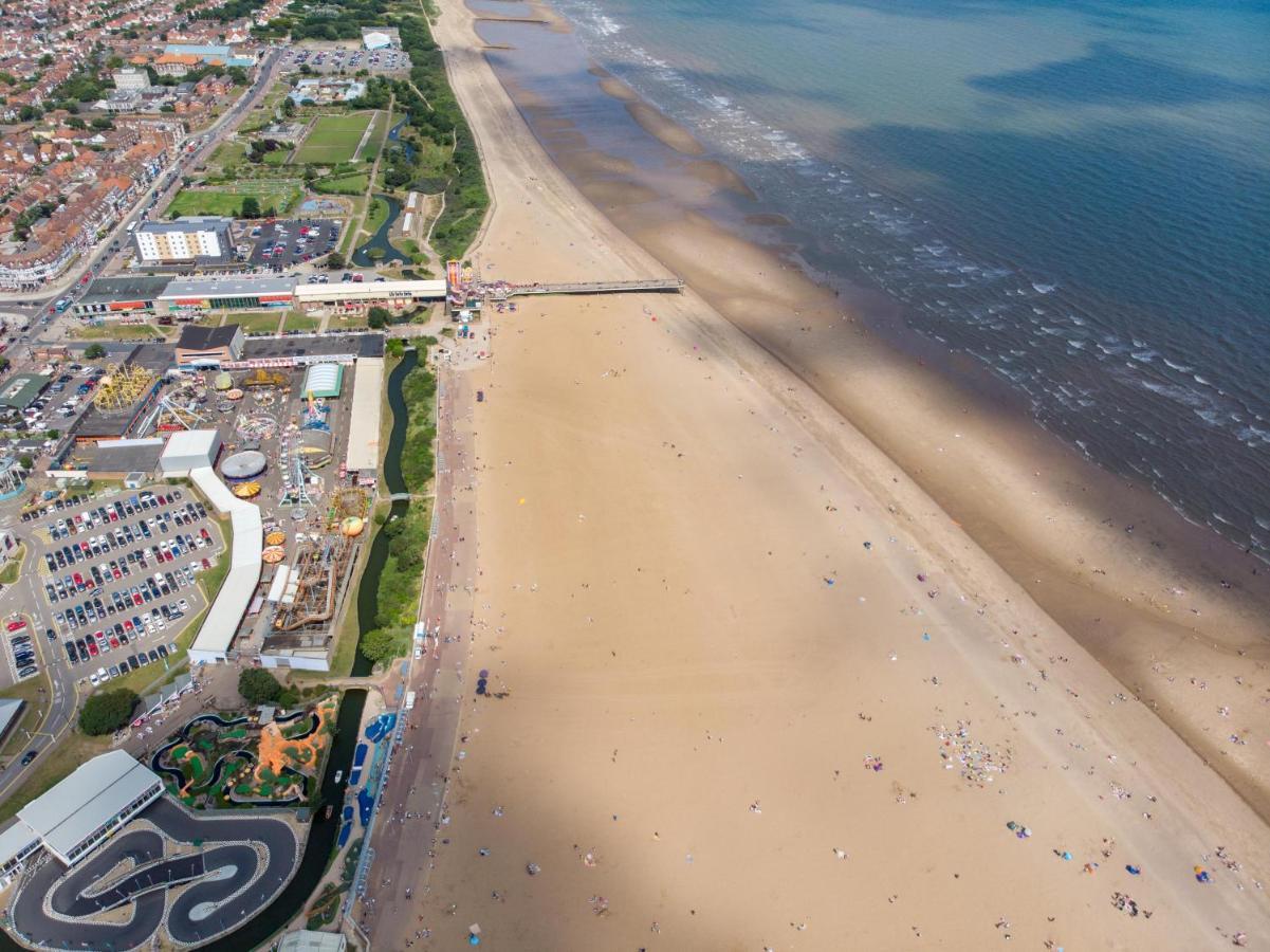 Spacious 8 Berth Caravan At Southview Holiday Park Near Skegness Ref 33018Ml Екстер'єр фото