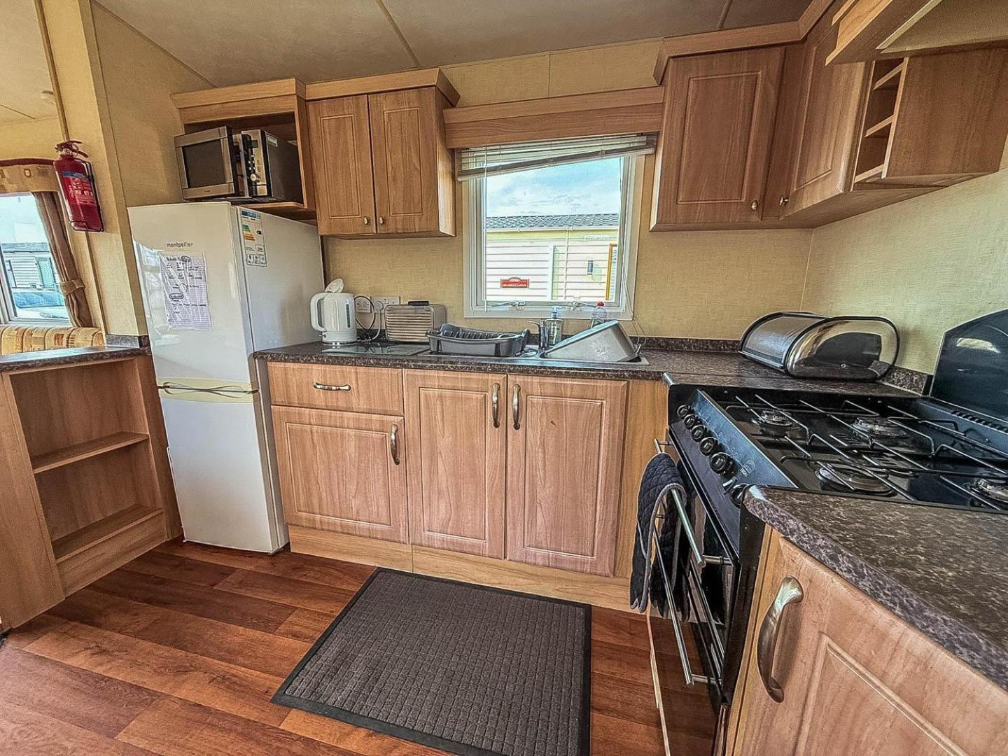 Spacious 8 Berth Caravan At Southview Holiday Park Near Skegness Ref 33018Ml Екстер'єр фото